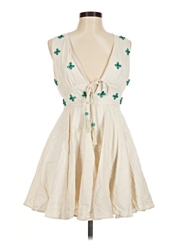 House of Harlow 1960 Cocktail Dress (view 1)