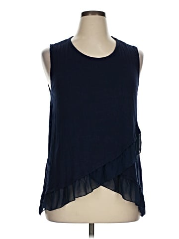 Cha Cha Vente Sleeveless T-Shirt (view 1)
