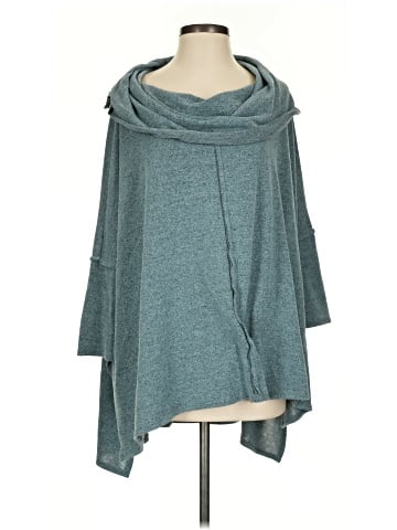Easel Poncho (view 1)