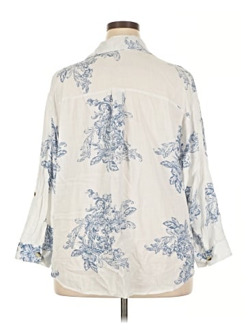 Club Z Collection 3/4 Sleeve Button-Down Shirt (view 2)