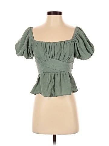 Francesca's Short Sleeve Top (view 1)