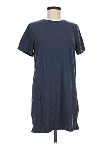 Old Navy Casual Dress (view 1)