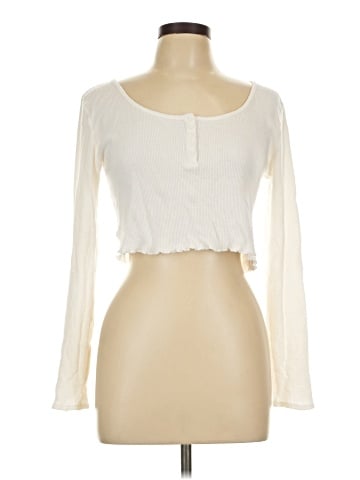 colsie Long Sleeve Top (view 1)