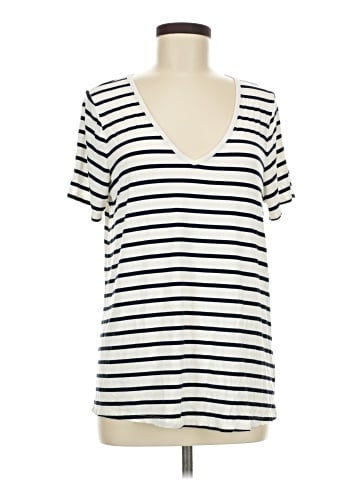 Old Navy Short Sleeve T-Shirt (view 1)