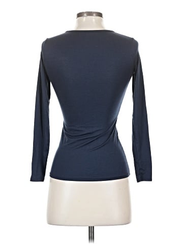 Uniqlo 3/4 Sleeve T-Shirt (view 2)