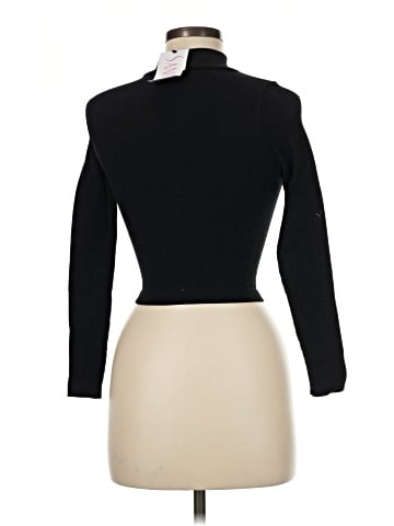 Dynamic 3/4 Sleeve Turtleneck (view 2)