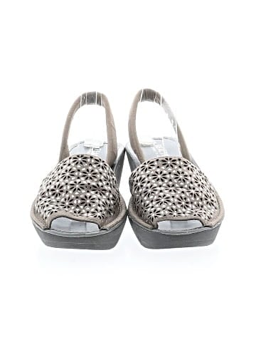 Kenneth Cole REACTION Wedges (view 2)
