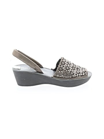 Kenneth Cole REACTION Wedges (view 1)