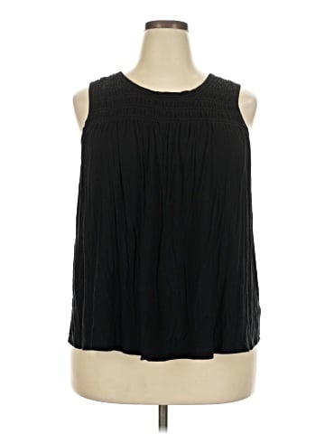 Maurices Sleeveless T-Shirt (view 1)
