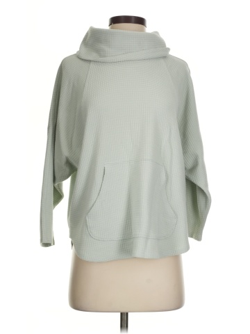 Lilla P Poncho (view 1)