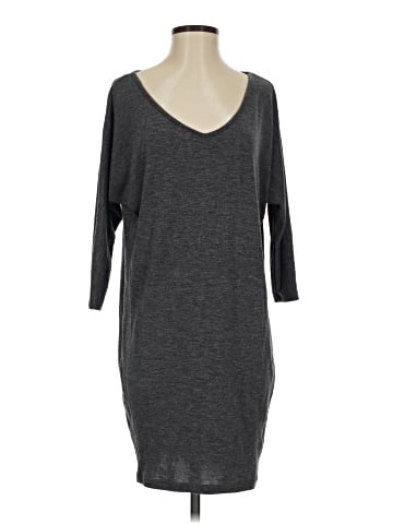 Old Navy Casual Dress (view 1)