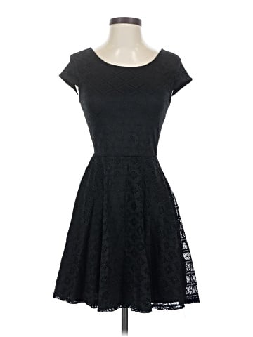 Xhilaration Cocktail Dress (view 1)