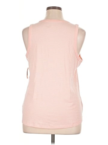Old Navy Sleeveless T-Shirt (view 2)