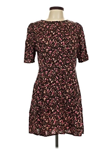 Old Navy Casual Dress (view 1)