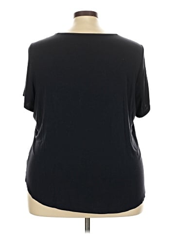 The Limited Short Sleeve T-Shirt (view 2)