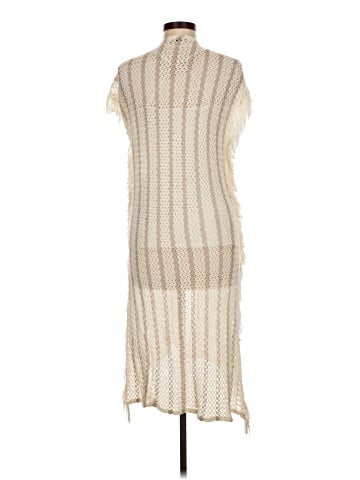 Bershka Poncho (view 2)