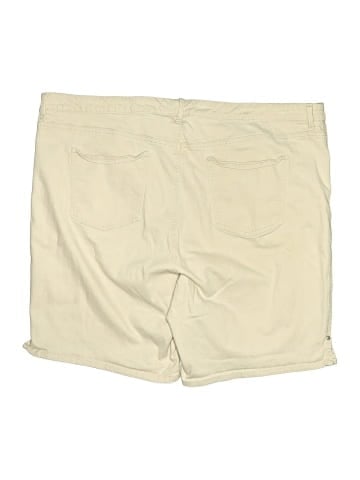 Gloria Vanderbilt Khaki Shorts (view 2)