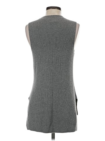 Bass Sleeveless Top (view 2)