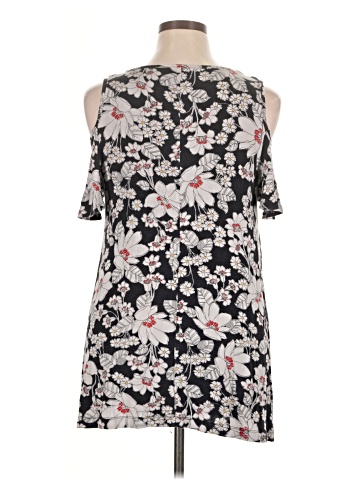 Lane Bryant Short Sleeve T-Shirt (view 2)