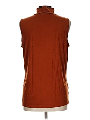 North Style Sleeveless Top (view 2)
