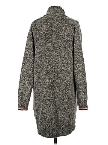 Roots Cardigan (view 2)