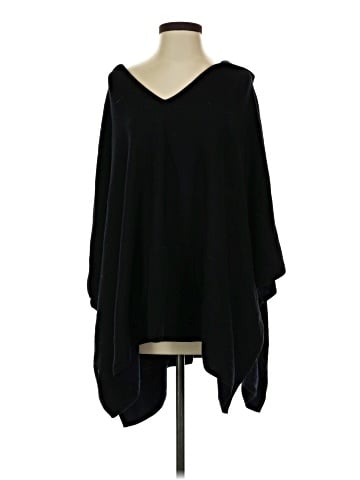 Vince. Poncho (view 1)