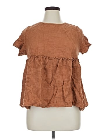 Emery Rose Short Sleeve Top (view 1)