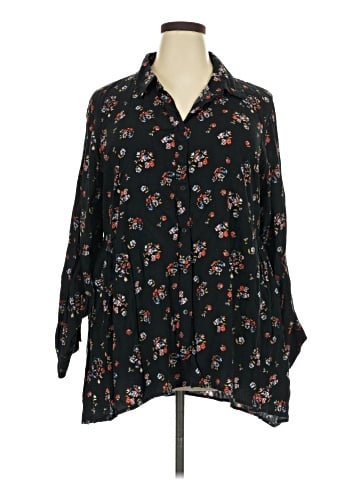 a.n.a. A New Approach 3/4 Sleeve Blouse (view 1)