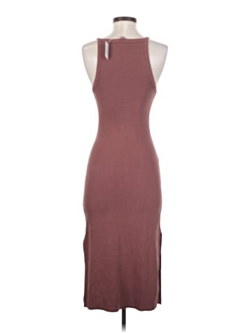 Old Navy Casual Dress (view 2)