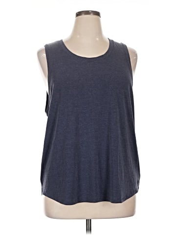 Gap Fit Sleeveless T-Shirt (view 1)