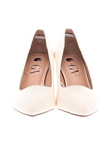Gloria Vanderbilt Heels (view 2)