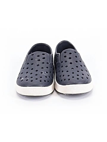 Old Navy Water Shoes (view 2)