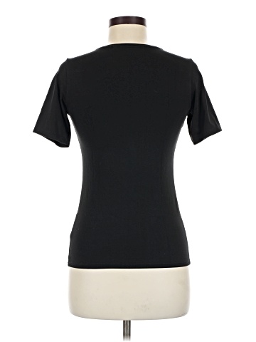 Uniqlo Short Sleeve T-Shirt (view 2)