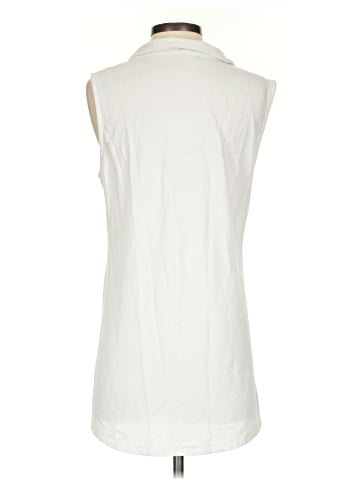 PURE essence Sleeveless Button-Down Shirt (view 2)