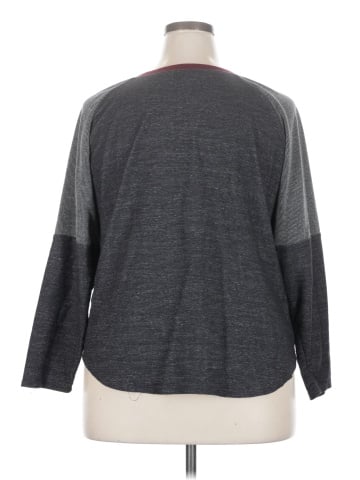 Maurices 3/4 Sleeve T-Shirt (view 2)