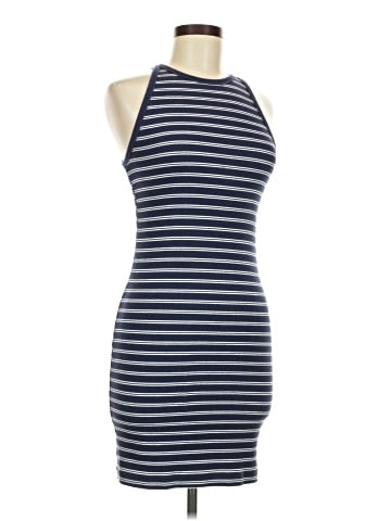 Old Navy Casual Dress (view 1)