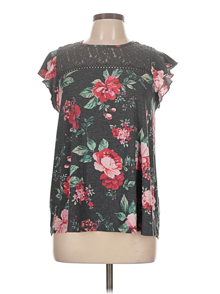 Pre-owned Torrid Sleeveless T-shirt In Black