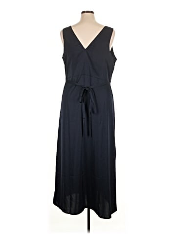 Old Navy Casual Dress (view 2)