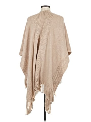 Do Everything in Love Poncho (view 2)