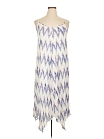 American Eagle Outfitters Casual Dress (view 1)