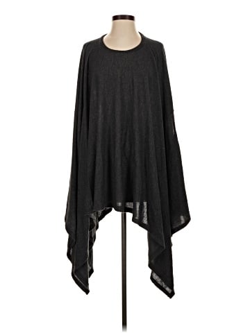 Cherish Poncho (view 1)