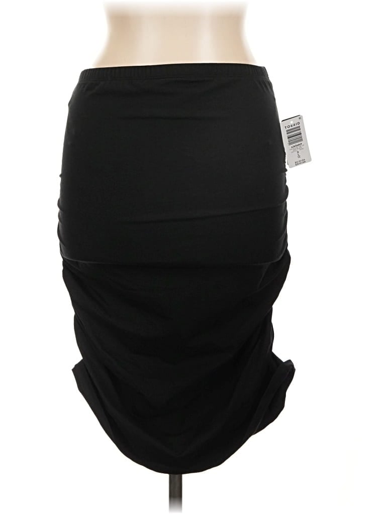 Pre-owned Torrid Casual Skirt In Black