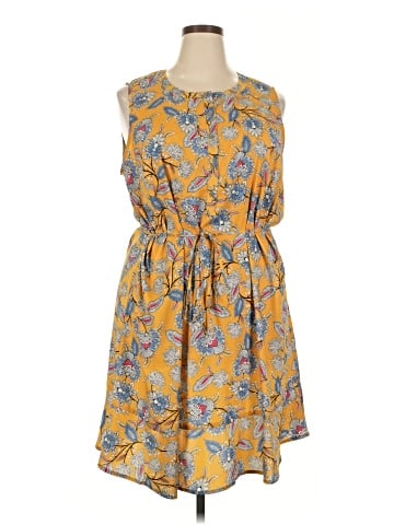 Ann Taylor LOFT Casual Dress (view 1)