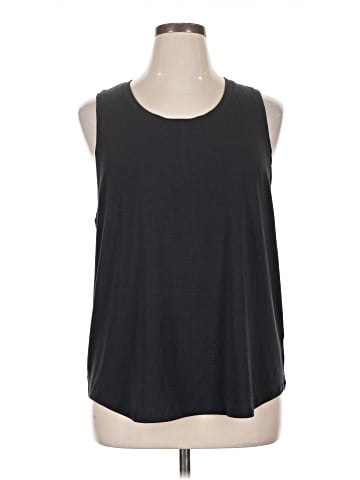 Gap Fit Sleeveless T-Shirt (view 1)