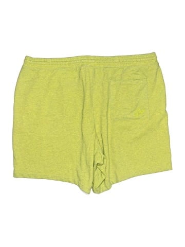 Gap Shorts (view 2)
