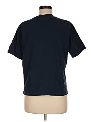 Uniqlo Short Sleeve T-Shirt (view 2)