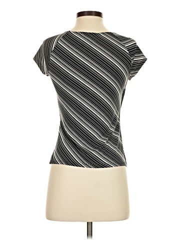 Xhilaration Short Sleeve Top (view 2)