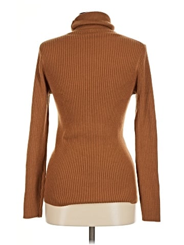Uniqlo Turtleneck Sweater (view 2)