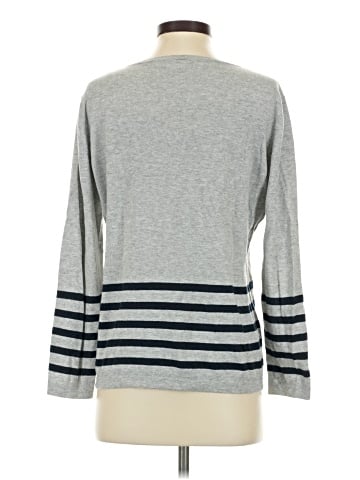 Fate Pullover Sweater (view 2)