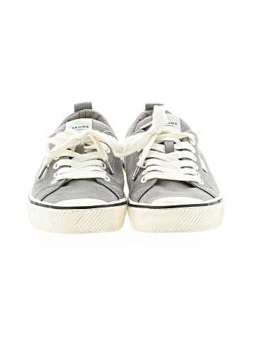 Cariuma Sneakers (view 2)
